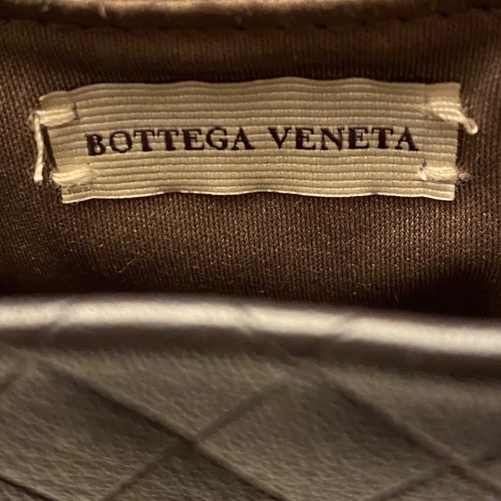 Bottega Veneta Lady Sunglasses - Picture 8 of 15